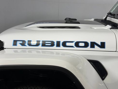 Used 2024 Jeep Wrangler Unlimited Rubicon 4xe AWD/4WD image 14