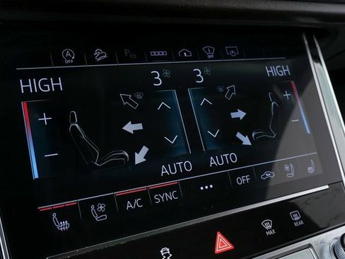 Used 2023 Audi Q8 Prestige w/ Prestige Package image 15