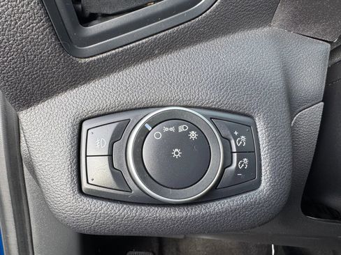 Used 2019 Ford Escape SE FWD image 24