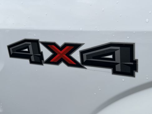 Used 2018 Ford F150 XLT w/ Max Trailer Tow Package image 10