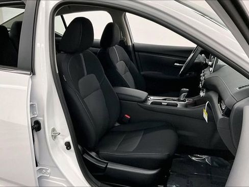 New 2025 Nissan Sentra SV w/ All-Weather Package image 33