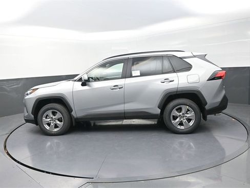 New 2025 Toyota RAV4 XLE image 4