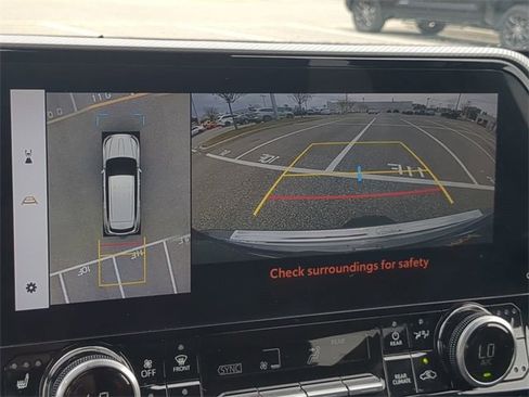 Used 2024 Toyota Highlander Platinum image 21