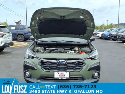 Certified 2025 Subaru Crosstrek 2.5i Limited w/ Crosstrek Mirror Package image 32