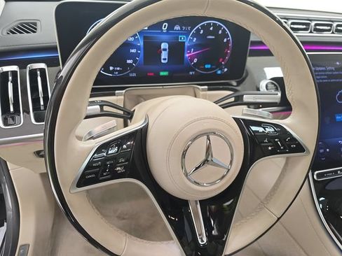 Used 2021 Mercedes-Benz S 580 4MATIC Sedan w/ AMG Line image 14