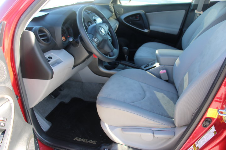 Used 2012 Toyota RAV4 FWD w/ Value Pkg image 10