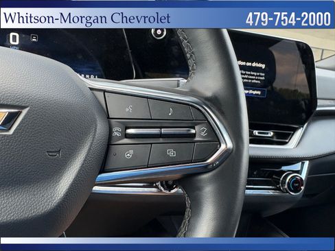 Used 2025 Chevrolet Equinox LT FWD image 17