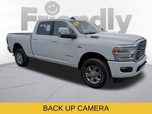 Used 2024 RAM 2500 Laramie AWD/4WD image 4