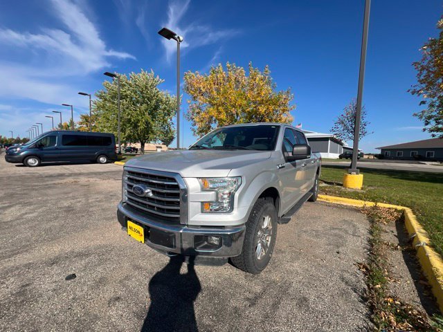 Used 2016 Ford F150 XLT w/ Equipment Group 302A Luxury AWD/4WD image 3