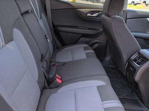Used 2024 Chevrolet Blazer LT w/ Convenience Package FWD image 11