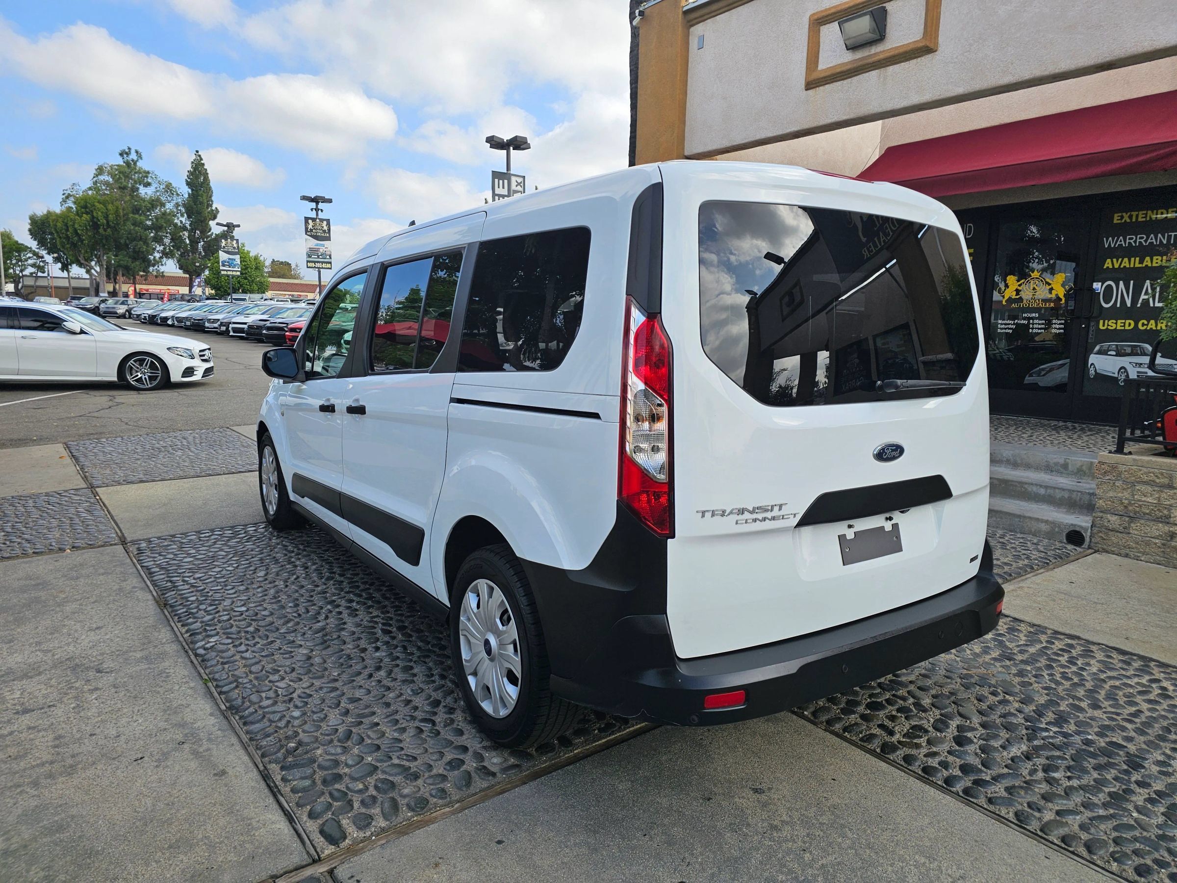 Used 2021 Ford Transit Connect XL FWD image 7