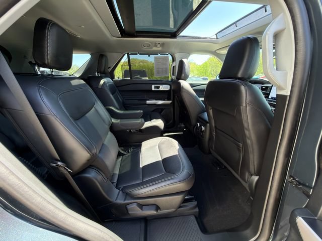 Used 2022 Ford Explorer Limited w/ Hybrid Equipment Group 310A AWD/4WD image 10