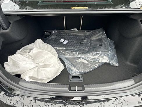 New 2026 Mercedes-Benz C 300 4MATIC Sedan image 9