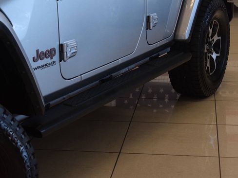 Used 2020 Jeep Wrangler Unlimited Rubicon AWD/4WD image 36