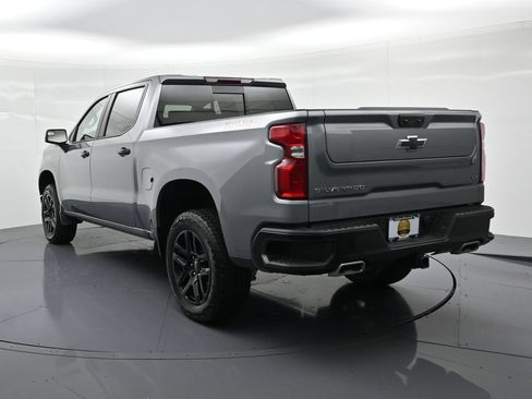 Used 2024 Chevrolet Silverado 1500 LT Trail Boss w/ Convenience Package II AWD/4WD image 8