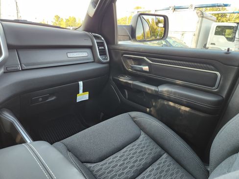 New 2026 RAM 1500 Big Horn AWD/4WD image 21