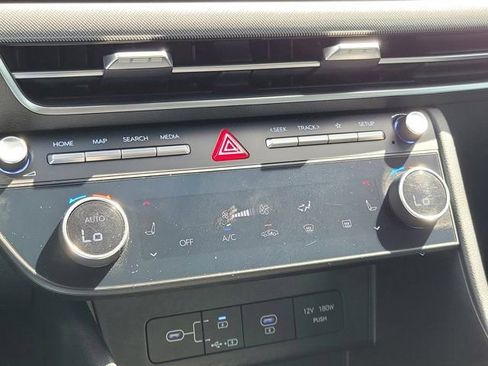 Certified 2024 Hyundai Sonata SEL FWD image 25