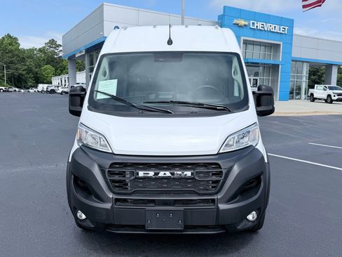 Used 2026 RAM ProMaster 2500 w/ Convenience Group FWD image 3