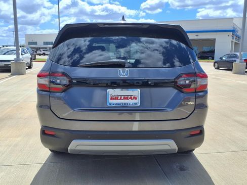 Used 2025 Honda Pilot EX-L image 6