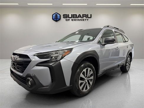 Used 2025 Subaru Outback image 1