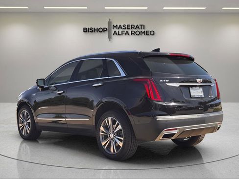 Used 2022 Cadillac XT5 Premium Luxury w/ Technology Package image 6