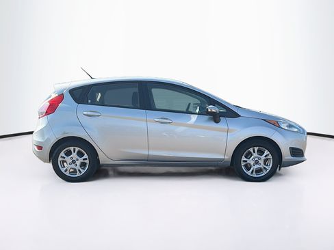 Used 2015 Ford Fiesta SE FWD image 10