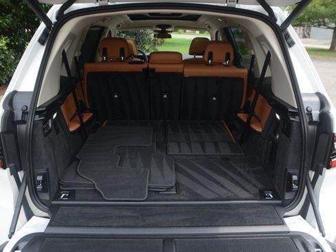 Used 2025 BMW X7 xDrive40i AWD/4WD image 25