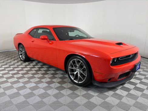 Used 2022 Dodge Challenger GT RWD image 1