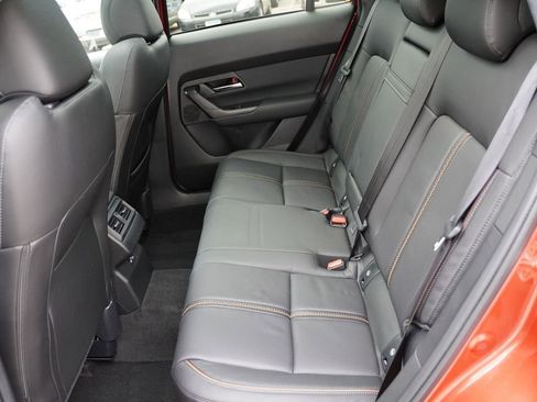 Used 2025 MAZDA CX-50 AWD 2.5 S w/ Premium Plus Pkg image 17