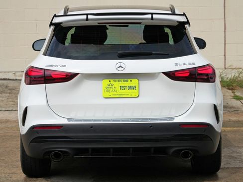 Used 2025 Mercedes-Benz GLA 35 AMG 4MATIC w/ AMG Aerodynamics Package image 54