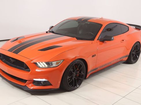 Used 2015 Ford Mustang GT Premium RWD image 22