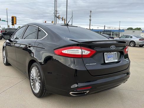 Used 2016 Ford Fusion Titanium FWD image 15