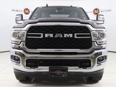 Used 2024 RAM 2500 Big Horn w/ Bed Utility Group image 2