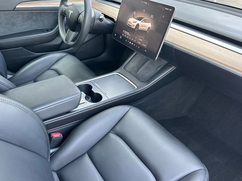 Used 2023 Tesla Model 3 Standard Range image 15
