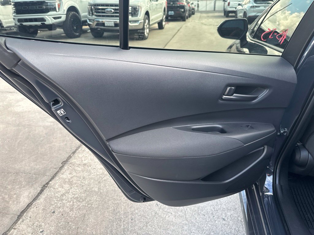 Used 2026 Toyota Corolla LE FWD image 9