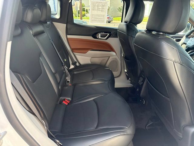 Used 2023 Jeep Compass Limited w/ Sun and Sound Group AWD/4WD image 37