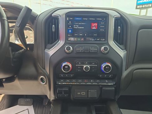 Used 2022 GMC Sierra 1500 SLT w/ SLT Premium Plus Package image 20