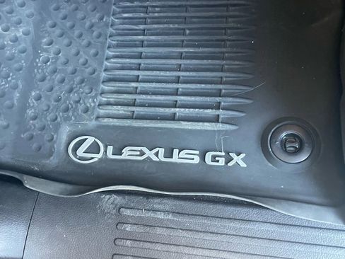 Used 2021 Lexus GX 460 Premium image 28