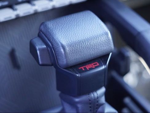 Certified 2024 Toyota Tacoma TRD Sport image 33