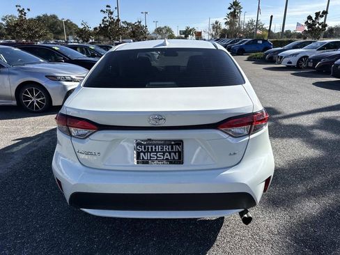 Used 2020 Toyota Corolla LE image 5