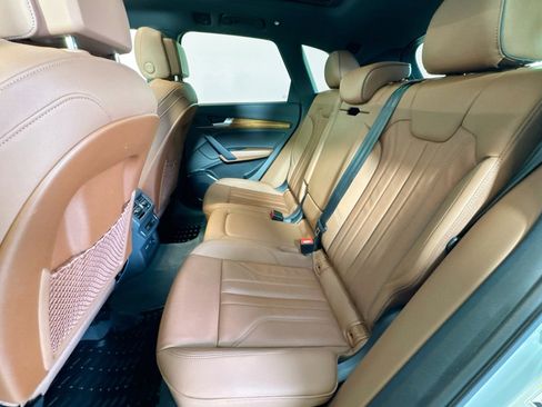 Used 2023 Audi Q5 e Premium image 23