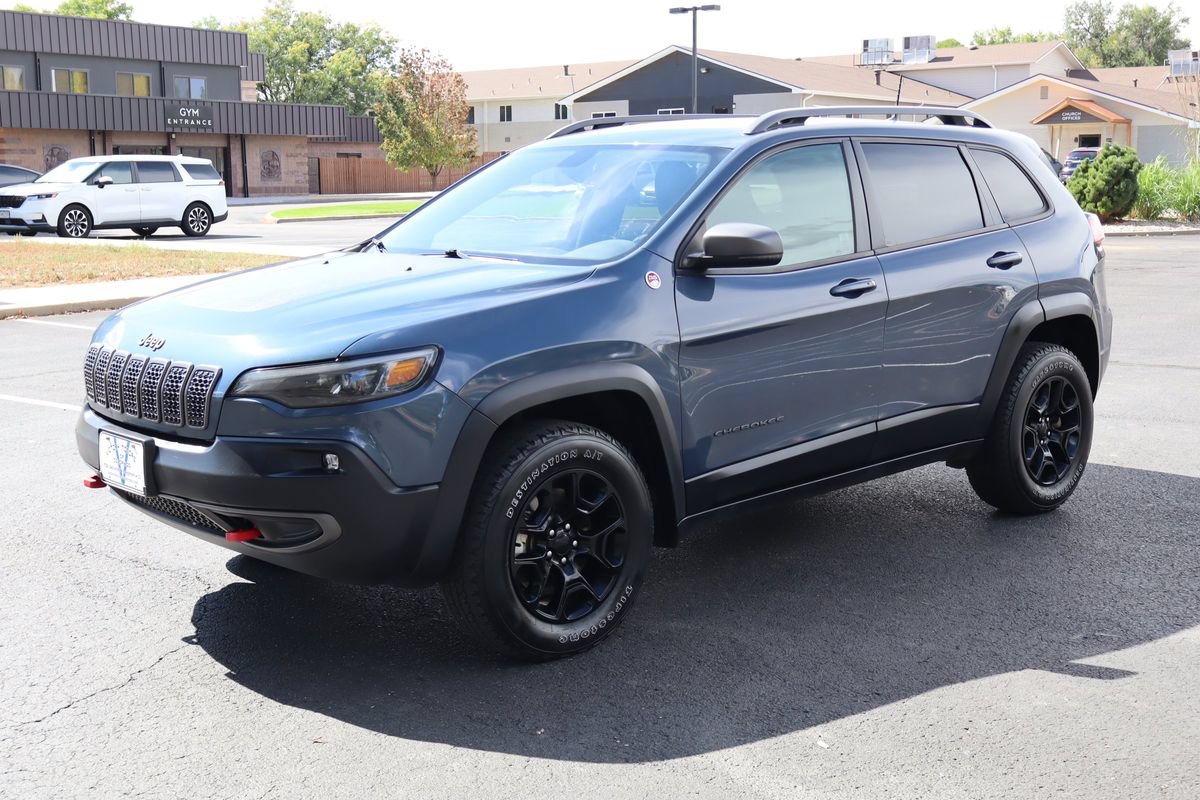 Used 2019 Jeep Cherokee Trailhawk w/ Comfort/Convenience Group AWD/4WD image 10