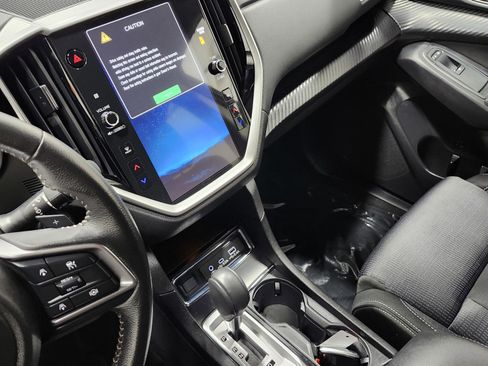 Used 2025 Subaru Ascent Premium image 29
