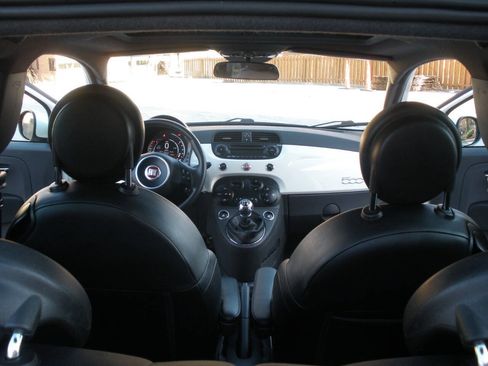Used 2015 FIAT 500 Sport w/ Comfort/Convenience Group FWD image 24