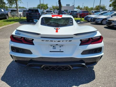Used 2025 Chevrolet Corvette Z06 RWD image 13