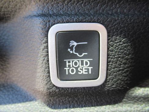 New 2026 Jeep Grand Cherokee L Laredo AWD/4WD image 36