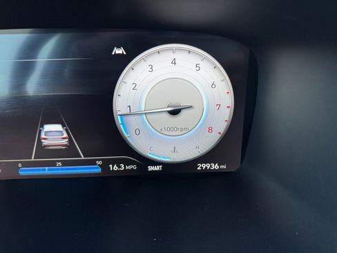Used 2022 Hyundai Santa Fe Calligraphy FWD image 11