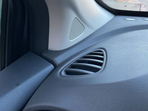 New 2025 Nissan Versa SV w/ Trunk Package image 24