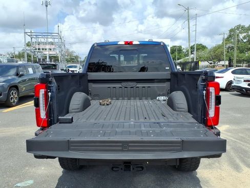 Used 2025 Ford F350 Platinum w/ FX4 Off-Road Package AWD/4WD image 21