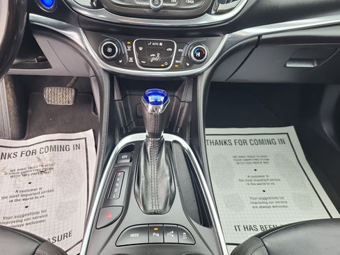 Used 2018 Chevrolet Volt Premier image 9